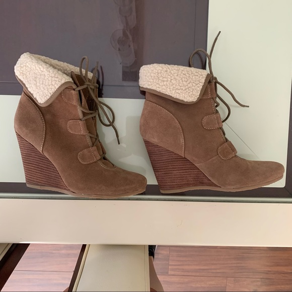 Gianni Bini Brown Leather Ankle Wedge Boots - Picture 1 of 6
